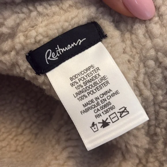 REITMANS Bucket Hat - Picture 6 of 7